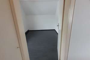 Stadthaus mit Außenstellplatz – Die vollständige Adresse der Immobilie erhältst du vom Anbieter., 63579 Freigericht – Vorschaubild 12