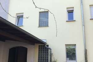 APOLDA - Mehrfamilienhaus mit viel Potential durch Ausbaureserven, Nebengelaß u. Zufahrt – Schulbergstraße 19, 99510 Apolda – Vorschaubild 8
