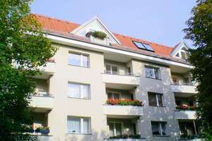 Vermietete 2,5-Zi.-Whg. + Süd-Loggia + EBK + ruhige Lage in Steglitz/LANKWITZ mit Potenzial – Die vollständige Adresse der Immobilie erhältst du vom Anbieter., 12247 Lankwitz, Berlin – Vorschaubild 5