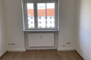 Reinkommen und Wohlfühlen: individuelle 1,5-Zi.-Single-Wohnung, sofort anmietbar! – Wendische Str. 35, 23558 Sankt Lorenz Süd, Lübeck – Vorschaubild 3