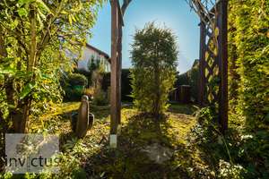 Wohnen mit Stil: Großzügiges Haus mit 6 Zimmern, Wintergarten, Doppelgarage, Kamin & Einliegerwhg! – Die vollständige Adresse der Immobilie erhältst du vom Anbieter., 74211 Leingarten – Vorschaubild 34