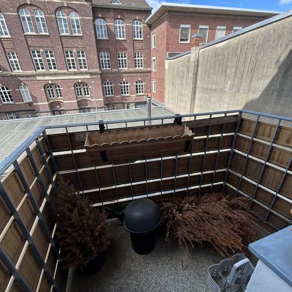 ***gepflegte 3-Zimmer-Wohnung mit Balkon in zentraler Lage***