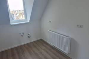 Exklusive 4-ZKB Dachgeschoss-Altbauwohnung in Wiesbaden – 65183 Westend / Bleichstraße, Wiesbaden – Vorschaubild 23