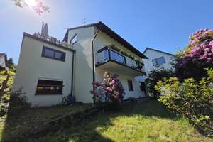 Gräfrath: Tolles 1-2 Fam.-Haus, mit Sauna und Schwimmbad - am Waldrand - sucht neue Familie!