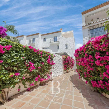 Objekt zum Verkauf in Estepona