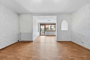 Sanierungsbedürftiges Reihenmittelhaus mit Terrasse und Garten in Berlin-Buckow – Die vollständige Adresse der Immobilie erhältst du vom Anbieter., 12349 Buckow, Berlin – Vorschaubild 4