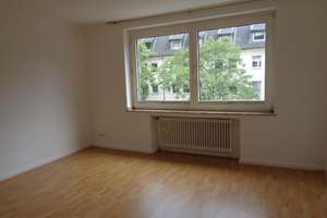 D-Unterbilk, schöne 2 Zimmer-Wohnung mit Einbauküche und Balkon – Die vollständige Adresse der Immobilie erhältst du vom Anbieter., 40223 Bilk, Düsseldorf – Vorschaubild 2