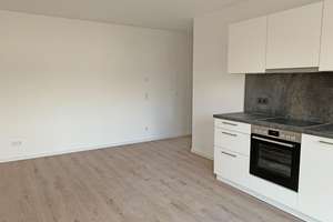 N-Schweinau: Erstbezug! Charmante, helle 2-Zi-Whg. (2.OG) mit EBK, Balkon, Aufzug + TG-SP – Die vollständige Adresse der Immobilie erhältst du vom Anbieter., 90439 Schweinau, Nürnberg – Vorschaubild 2