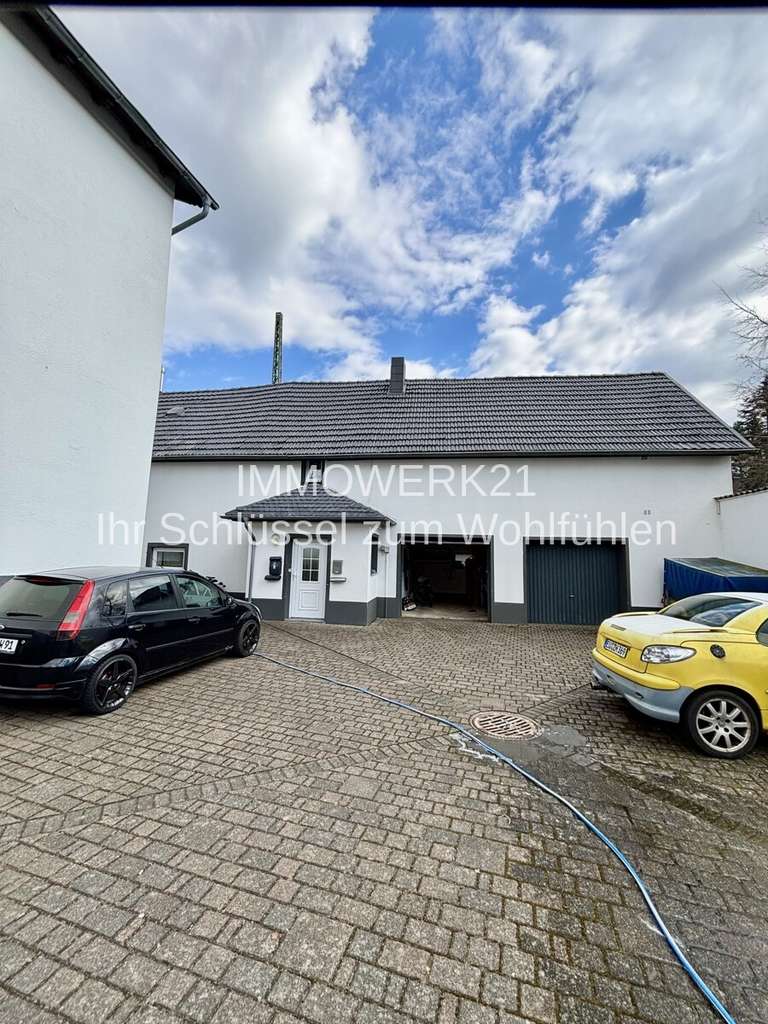 Immobilie in Kall - MFH mit 6 WE + 5 Garagen + Bauland in zentraler Lage von Kall - Top Rendite! - Bild 4