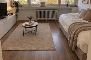 Helles 1-Zimmer-Apartment mit großer Fensterfront in Düsseldorf-Friedrichstadt