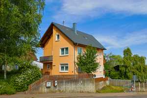 Großzügiges Wohnhaus mit vielseitiger Nutzungsmöglichkeit in zentraler Lage von Aulendorf – Ravensburg (Kreis) – Vorschaubild 3