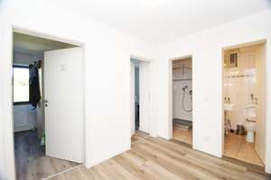 Sehr schönes 2-4 Familienhaus in ruhiger zentraler Lage mit ca. 250 m² Wfl. – Die vollständige Adresse der Immobilie erhältst du vom Anbieter., 88048 Friedrichshafen – Vorschaubild 7