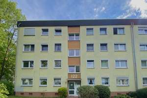 Gut geschnittene 3-Zi.-Wohnung mit Balkon! – Theodor-Heuss-Ring 122, 51377 Steinbüchel, Leverkusen – Vorschaubild 1