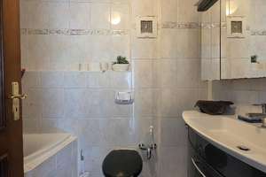 Mehrfamilienhaus 4 Wohnungen 318 m² 3 Balkone Terrasse Abstellräume 2 PKW-Stellplätze Bad Godesberg – Die vollständige Adresse der Immobilie erhältst du vom Anbieter., 53179 Lannesdorf, Bonn – Vorschaubild 9