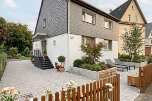 VIELSEITIGES MEHRGENERATIONENHAUS MIT TRAUMGARTEN IN MÜLHEIM! – Die vollständige Adresse der Immobilie erhältst du vom Anbieter., 45478 Speldorf, Mülheim an der Ruhr – Vorschaubild 3
