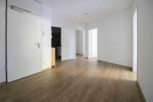 Exklusive 4- Zimmer-Wohnung mit 40m² großer Südterrasse u. Tiefgaragenstellplatz in Chemnitz Hutholz – Die vollständige Adresse der Immobilie erhältst du vom Anbieter., 9123 Hutholz, Chemnitz – Vorschaubild 17