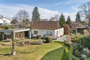 Gepflegtes Wochenendhaus auf weitläufigem Sonnengrundstück in Neuenhagen – Die vollständige Adresse der Immobilie erhältst du vom Anbieter., 15366 Neuenhagen bei Berlin – Vorschaubild 1