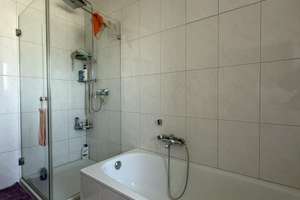 Großzügige 5-Zimmer-Wohnung mit zwei Dachterrassen und Aufzug direkt in Ihr Zuhause – Im Schollengewann 1, 69123 Wieblingen, Heidelberg – Vorschaubild 11