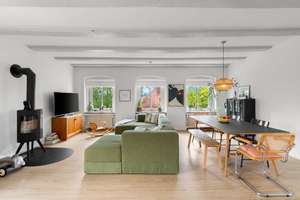 Exklusive Dachgeschosswohnung mit Kamin und großzügiger Sonnenterrasse – Die vollständige Adresse der Immobilie erhältst du vom Anbieter., 14050 Westend, Berlin – Vorschaubild 2