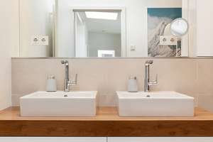 Dunckerstraße, Helmholtzkiez: Dachgeschoss-Wohnung mit zwei Terrassen, vier Zimmern, Kamin, Lift, AC – 10437 Prenzlauer Berg, Berlin – Vorschaubild 13