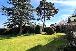Charmante 2-Zimmer-Wohnung im Erdgeschoss/Souterrain mit großer Terrasse und Blick ins Grüne! – Zugspitzstraße 5, 65199 Dotzheim, Wiesbaden – Vorschaubild 2