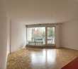 Schöne 2-Zi Whg, EBK , großer Süd Balkon ***Balanstr 226