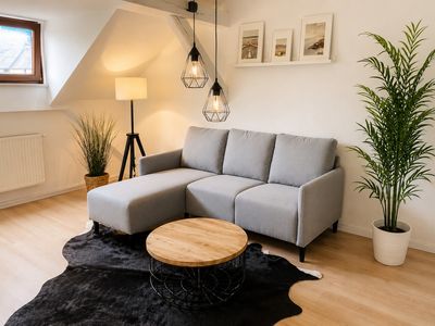 Voll möblierte Dachgeschosswohnungen im Herzen von Zwickau - 2 bis 3 Zimmer & Loft