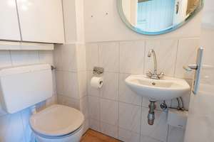 Endreihenhaus mit zwei Vollgeschossen, Vollkeller und großem Grundstück – Die vollständige Adresse der Immobilie erhältst du vom Anbieter., 22457 Schnelsen, Hamburg – Vorschaubild 6