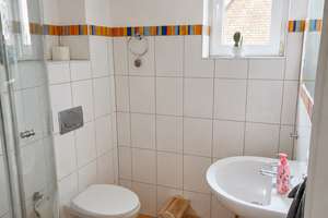 Helle 3-Zimmer-Maisonettewohnung mit großem Balkon, Garage & Einbauküche in Brühl-Kierberg – 50321 Brühl – Vorschaubild 6