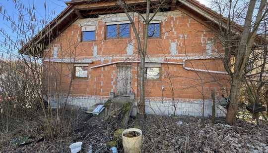 Bild von massives, freistehendes Gebäude im Rohbau sucht neue Eigentümer