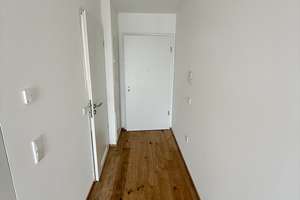 Studentenapartment Penthouse Domblick – Otto-Hahn-Straße 40, 93053 Galgenberg, Regensburg – Vorschaubild 3