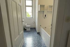 2 Zimmer, mit großer Wohnküche - WG geeignet, Jugendstil Stuckaltbau, in Fußgängerzone, Nahe Zentrum – Eickener Strasse 110, 41063 Eicken, Mönchengladbach – Vorschaubild 8