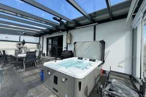 Exklusive Villa mit Feldblick //  SmartHome mit Wintergarten, Pool-/Whirlpool – Rhein-Sieg-Kreis – Vorschaubild 37