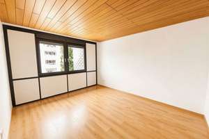 Gepflegte 4-Zimmer-Wohnung mit Balkon und Garage in zentraler Lage von Brötzingen – Die vollständige Adresse der Immobilie erhältst du vom Anbieter., 75172 Brötzingen, Pforzheim – Vorschaubild 3