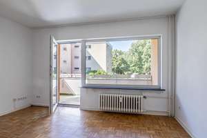 Bezugsfreie 3-Zimmer-Wohnung mit Südbalkon und Stellplatz in Berlin-Lichterfelde – Celsiusstraße 39, 12207 Lichterfelde, Berlin – Vorschaubild 3