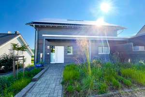Barrierefreies Einfamilienhaus mit Aufzug, Einliegerwohnung und Panoramablick in ruhiger Höhenlage v – Die vollständige Adresse der Immobilie erhältst du vom Anbieter., 56357 Holzhausen an der Haide – Vorschaubild 2