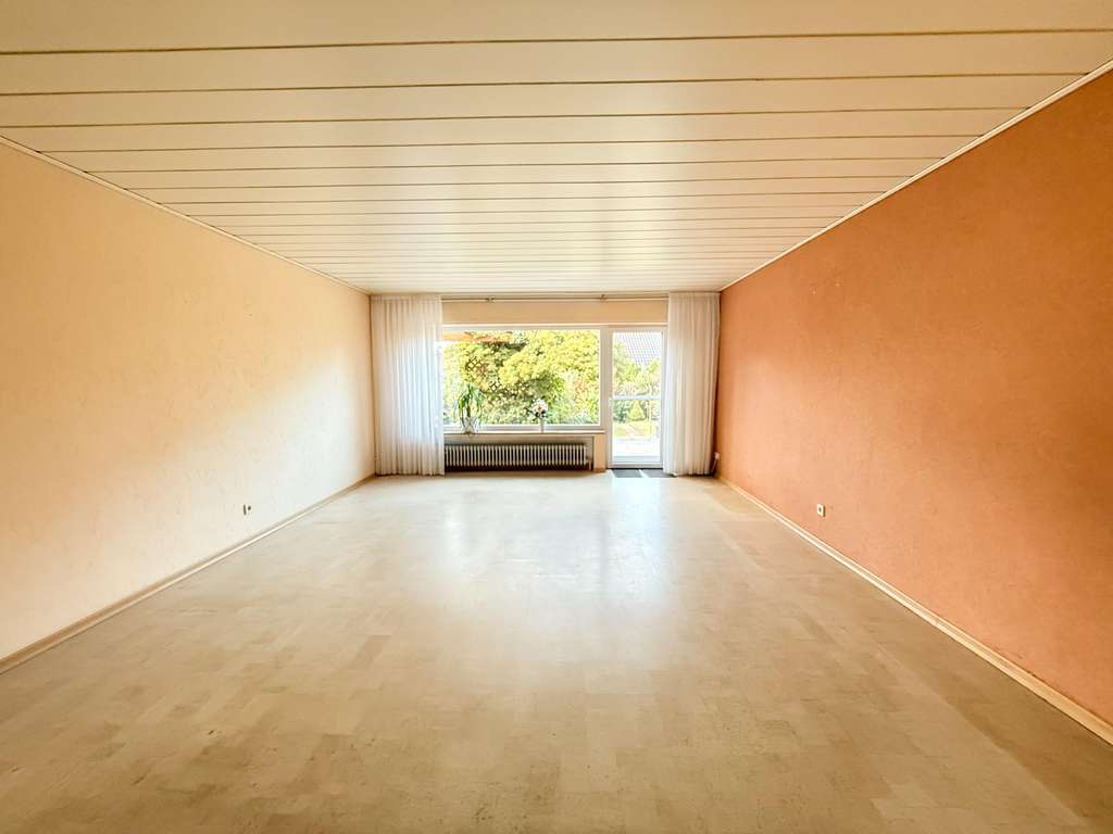 Immobilie in Schloß Holte-Stukenbrock - Wo Kinderträume wachsen – Ihr Familienidyll in Schloß Holte *** 4231 G  - Bild 2