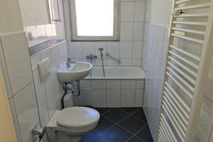 Super geschnittene 3-Zimmer-Wohnung zu vermieten! – Straßburger Straße 42, 47137 Untermeiderich, Duisburg – Vorschaubild 5