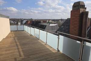 Anfragen NUR per E-Mail. Penthouse - Dachterrasse - Fahrstuhl - Kaminofen - EBK - Brhv. – Hafenstr. 188, 27568 Lehe, Bremerhaven – Vorschaubild 1