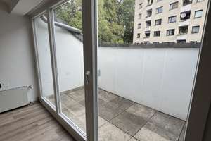Wohnung mit Galerie, Gäste-WC, 2 Balkonen, EBK und Garage – Dwoberger Str. 113, 27753 Deichhorst, Delmenhorst – Vorschaubild 9