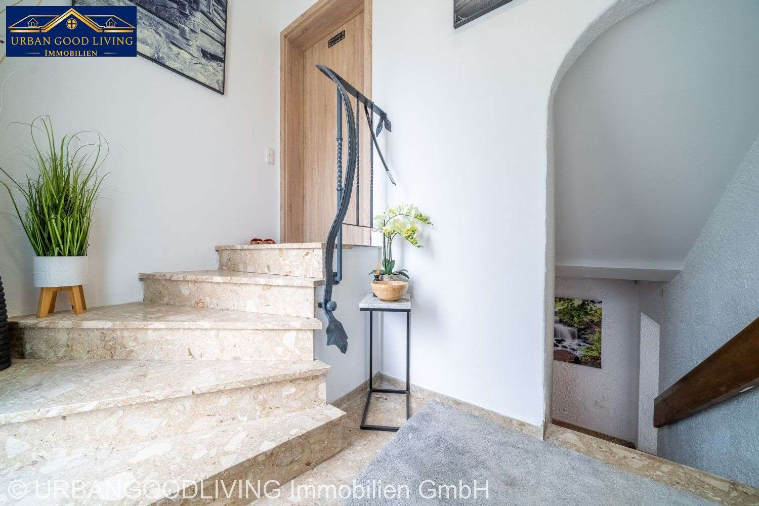 Immobilie in Görisried - ​​​​​​​Zwischen Bergblick und Freiraum dein Zuhause mit eigenem Pool - Bild 0