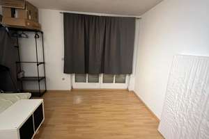 Wohnen mit Charakter: 1-Zimmer-Apartment in Augsburg – Hirblinger Str. 100 a, 86156 Oberhausen-Süd, Augsburg – Vorschaubild 3