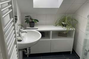 Moderne 2-Zimmer-Single-Wohnung im Dachgeschoss sucht Nachmieter – Dormannstr. 23, 30459 Oberricklingen, Hannover – Vorschaubild 3