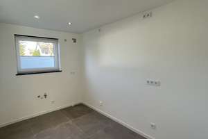 *Provisionsfrei* Kernsanierte Doppelhaushälfte mit großem Garten und Garage – Münchner Str. 19b, 82178 Puchheim – Vorschaubild 14