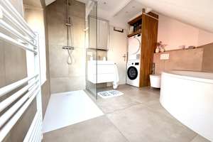 Stilvolle Altbau-Maisonette mit Dachterrasse und hochwertiger Ausstattung in Hannover-Kleefeld – 30625 Kleefeld, Hannover – Vorschaubild 16
