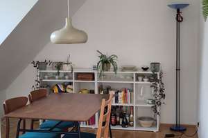 Gemütliches Dachgeschoss-Highlight: 2 Zimmer, ruhig, grün, Isar-nah – Brehmstraße 7, 81543 Siebenbrunn, München – Vorschaubild 6
