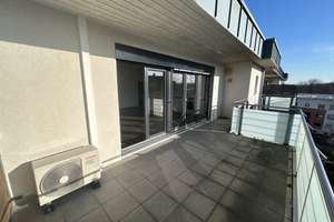 Grüße aus der Loggia - Penthouse in Elsen – Die vollständige Adresse der Immobilie erhältst du vom Anbieter., 33106 Elsen, Paderborn – Vorschaubild 11