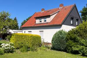 Gemütliches EFH mit großem Grundstück, Garage & Werkstatt in ruhiger, innenstadtnaher Lage – Die vollständige Adresse der Immobilie erhältst du vom Anbieter., 38154 Königslutter am Elm – Vorschaubild 16