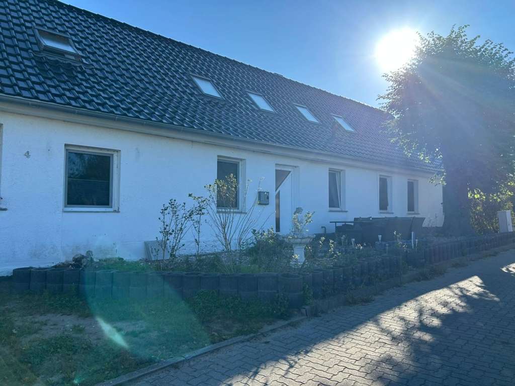 Immobilie in Ückeritz - CHARMANTES WOHNHAUS MIT BLICK AUF DAS ACHTERWASSER IN ÜCKERITZ. - Bild 2