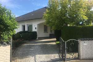 Hausetage mit fünf Zimmer, Pool und Garten in Mainz-Kastel – Die vollständige Adresse der Immobilie erhältst du vom Anbieter., 55252 Mainz-Kastel, Wiesbaden – Vorschaubild 4